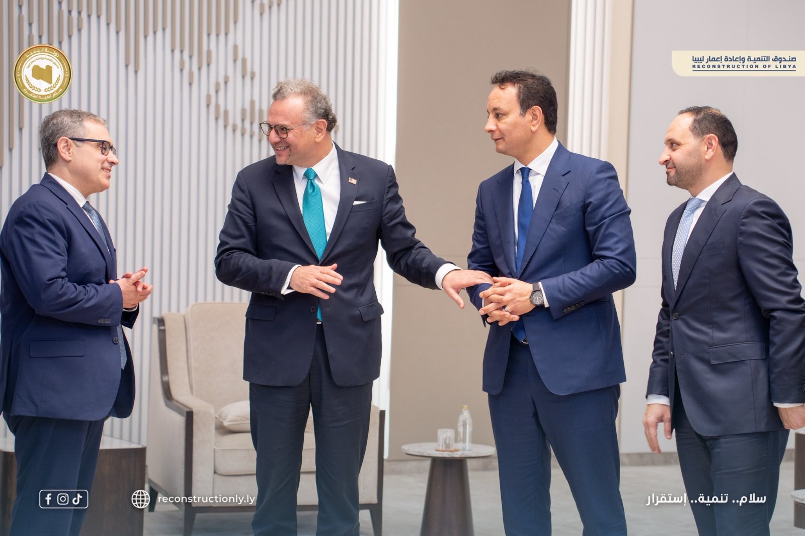 مباحثات ليبية أمريكية حول  مشاريع التنمية وإعادة الإعمار